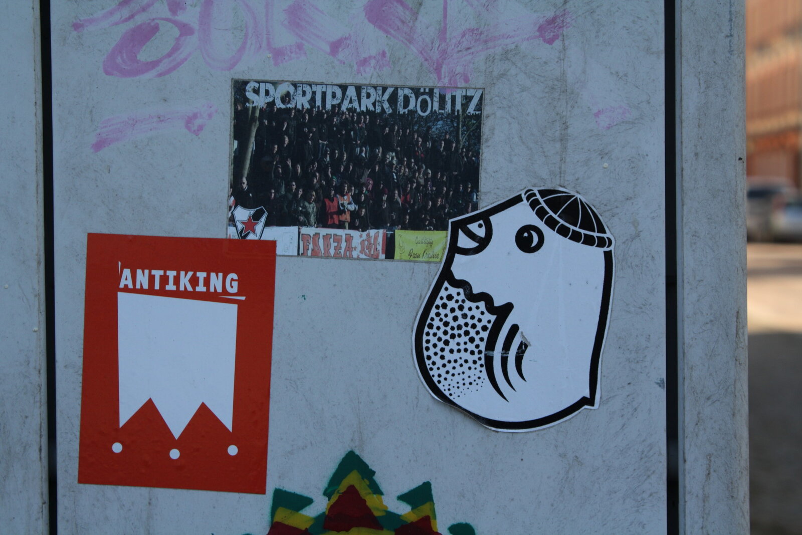 Sticker, Antiking, Vogel, Landsb Ecke Grimmstr_MG_5646