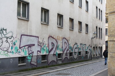 722  (5)