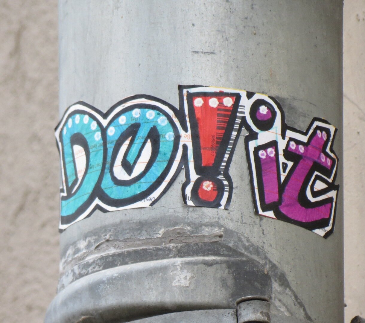TU ES-Sticker 13.