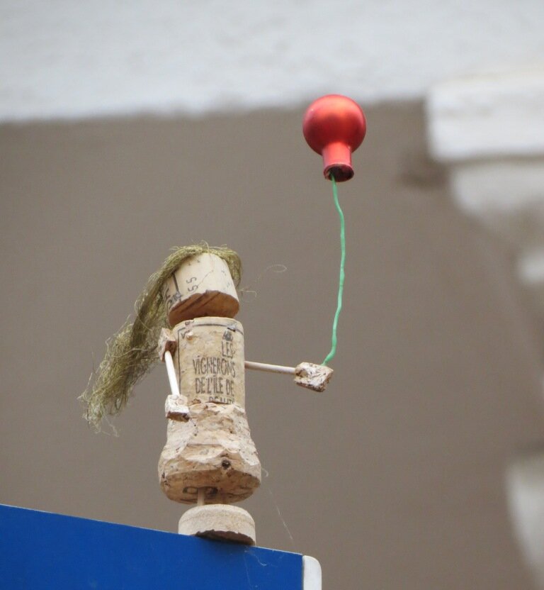 Korkmädchen mit langem Haar